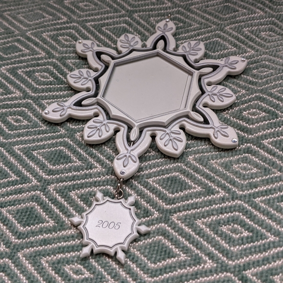 Hallmark Keepsake- First Christmas Together 2005 - Picture 5 of 12